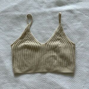 Viral free people top (Sarah Cameron wore in outer banks)